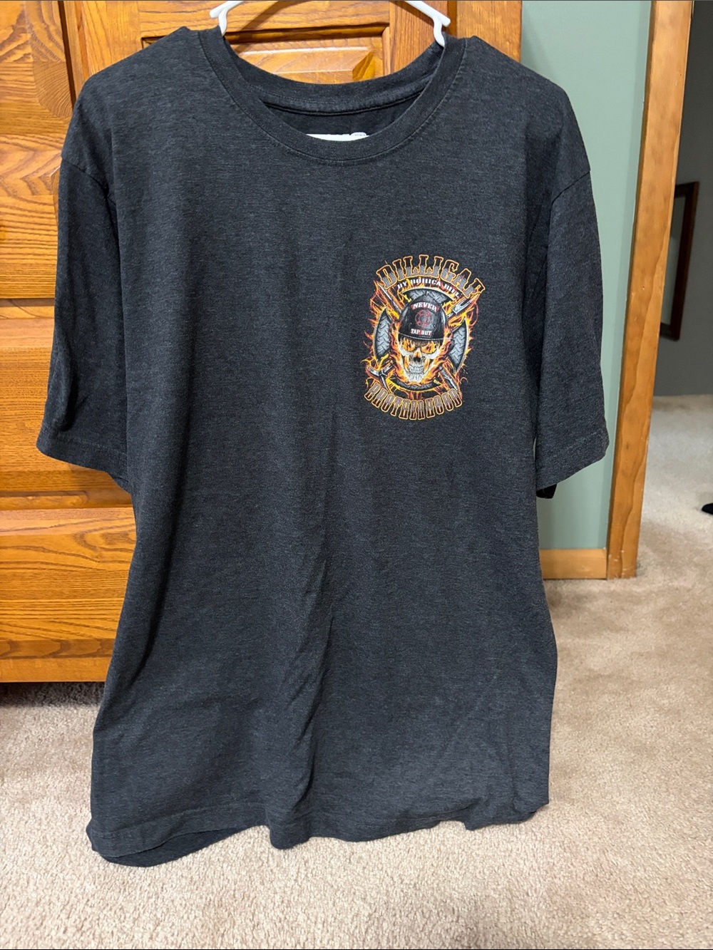 DILLIGAF Skull Graphic Short Sleeve Tee - Gray